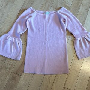 Off shoulder pink cashmere sweater